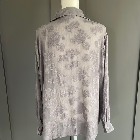 (Sold)Vintage Deane & White Button-Up Blouse 100% Silk - Picture 5 of 6